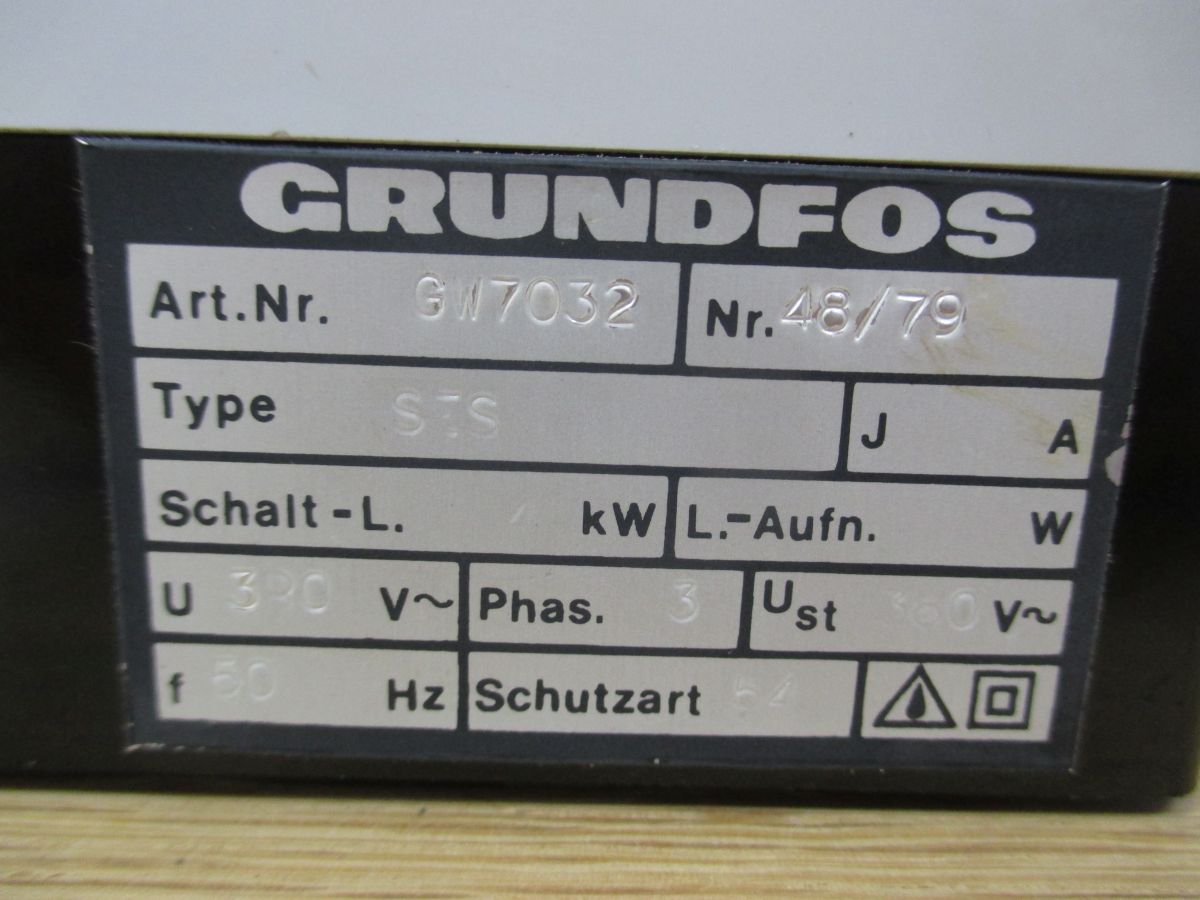 Pumpen Steuergerät Grundfos Selectric SES 380 V Bestnr.: S21/19