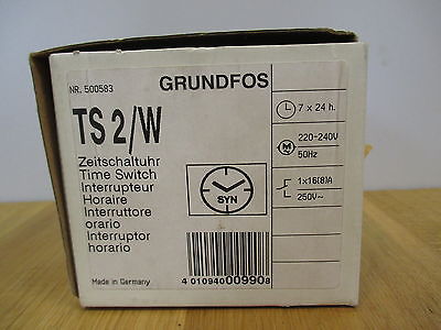 Grundfos Schaltuhr TS2/W Nr: 500583 Time Switch 7x24 h 220-240 V  S14/192