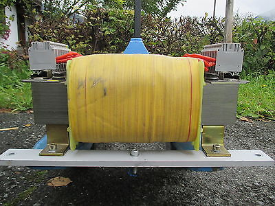 Löwe Trafo BV 21861  Pri: 208 220 440 480V Sec 220 380 400 420 440 460V 7,5KVA  T15/4