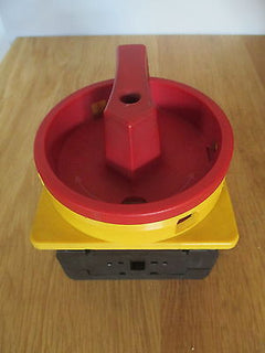 Klöckner - Moeller Einbau Hauptschalter  P3-63 Schalter 63A  S14/216