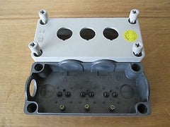  Moeller 3-fach Tastergehäuse Leergehäuse 133x54 MeldeleuchtePumpenkost S16/141