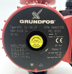 Grundfos UPS 32 - 30 / F Heizungspumpe 3x400V Umwälzpumpe 220mm P15/555