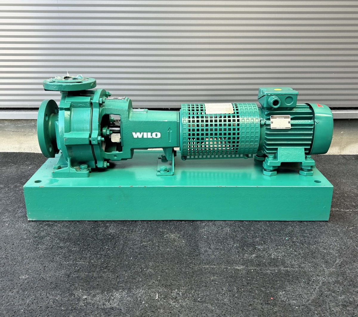 Wilo N32/125 - 0,75 / 2 Kreiselpumpe 3x400 V Grundplattenpumpe P21/21
