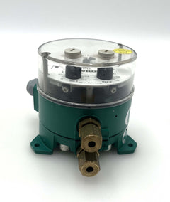 Wilo Differenzdruck-Manometer DDM 10 – Druckwächter / Differenzdruckschalter 0–1 bar | S10/174