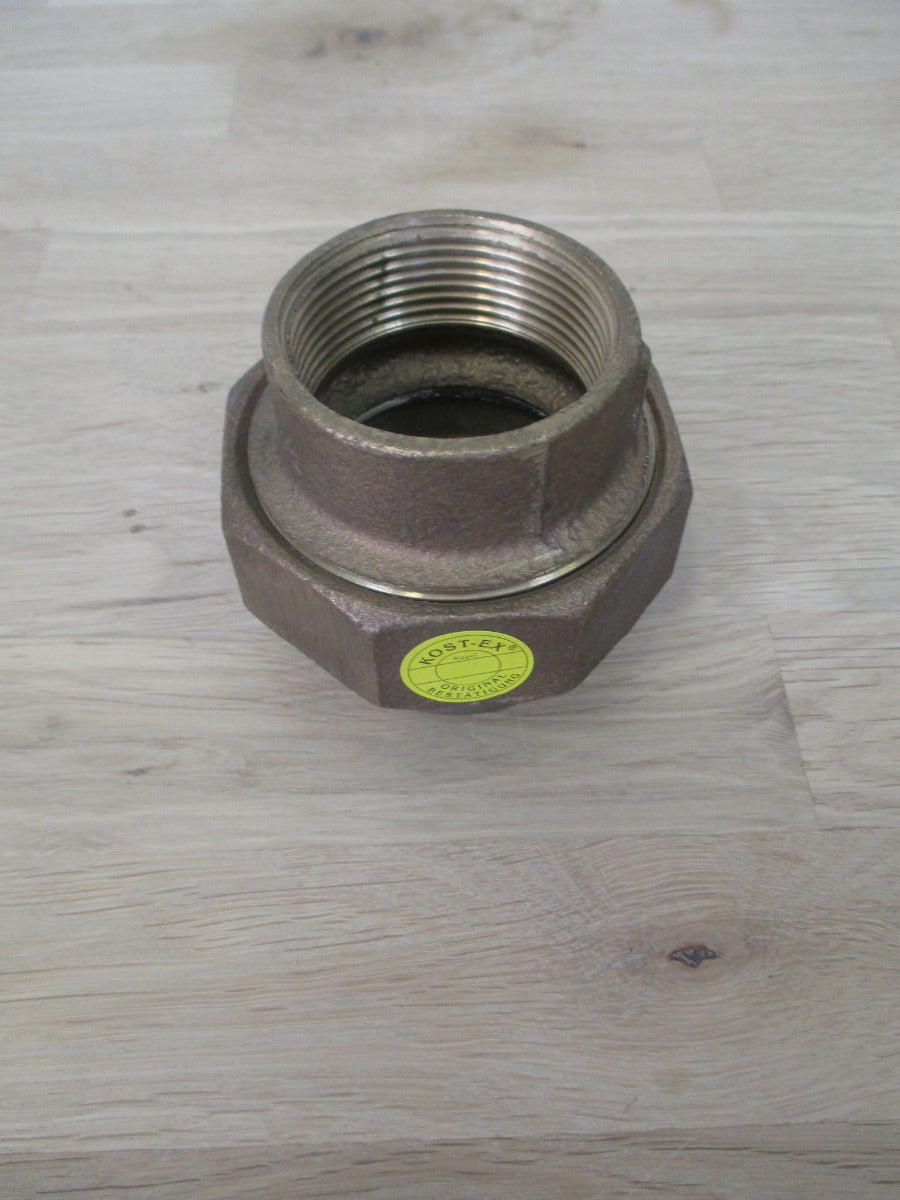Rotguss Verschraubung Innengewinde 1 1/2 Zoll sechskant flachdichtend K17/220