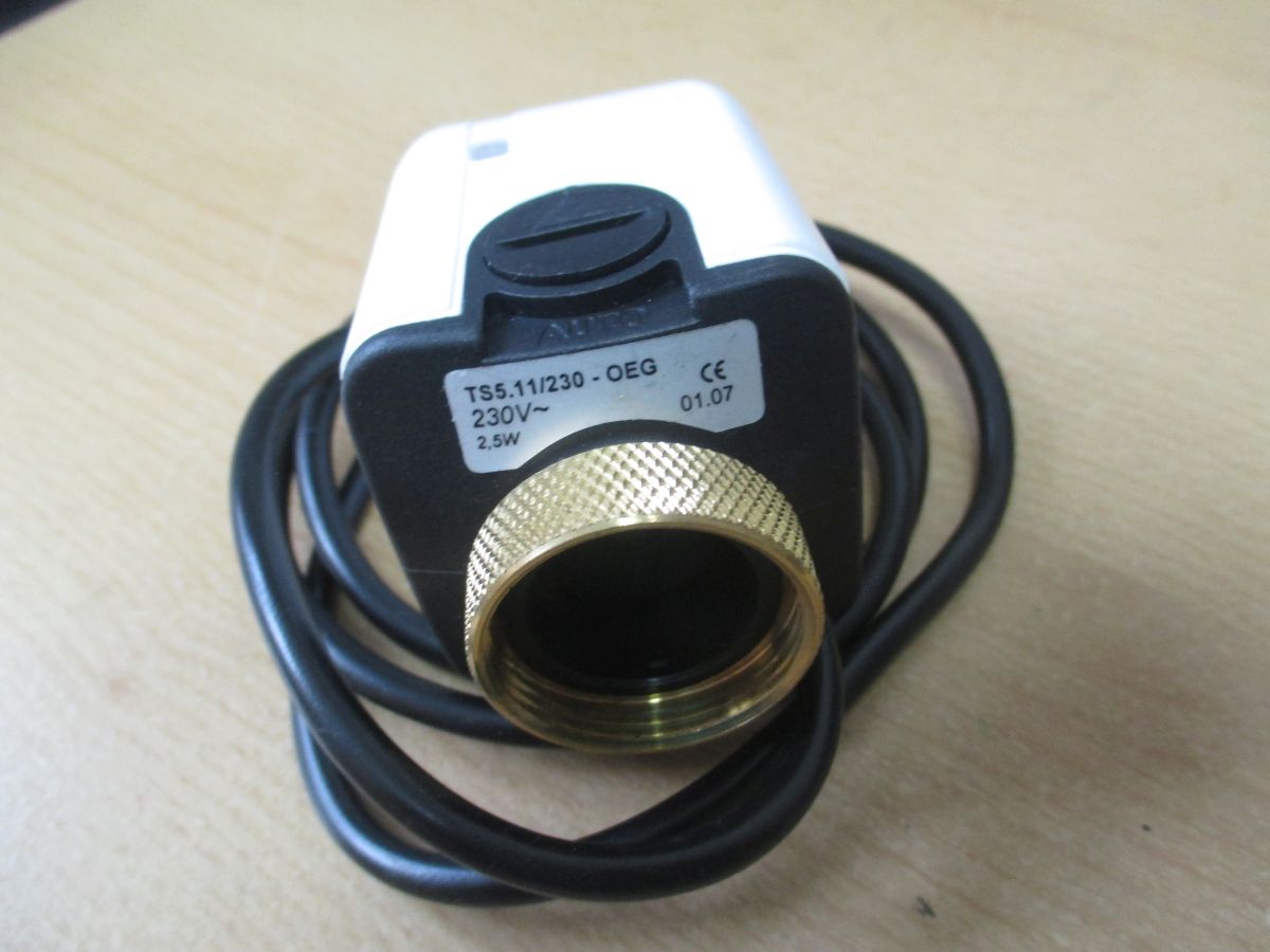 OEG Stellantrieb TS5.11/230 Heizungs - Ventil Thermostat 1x230V Kopf K17/295