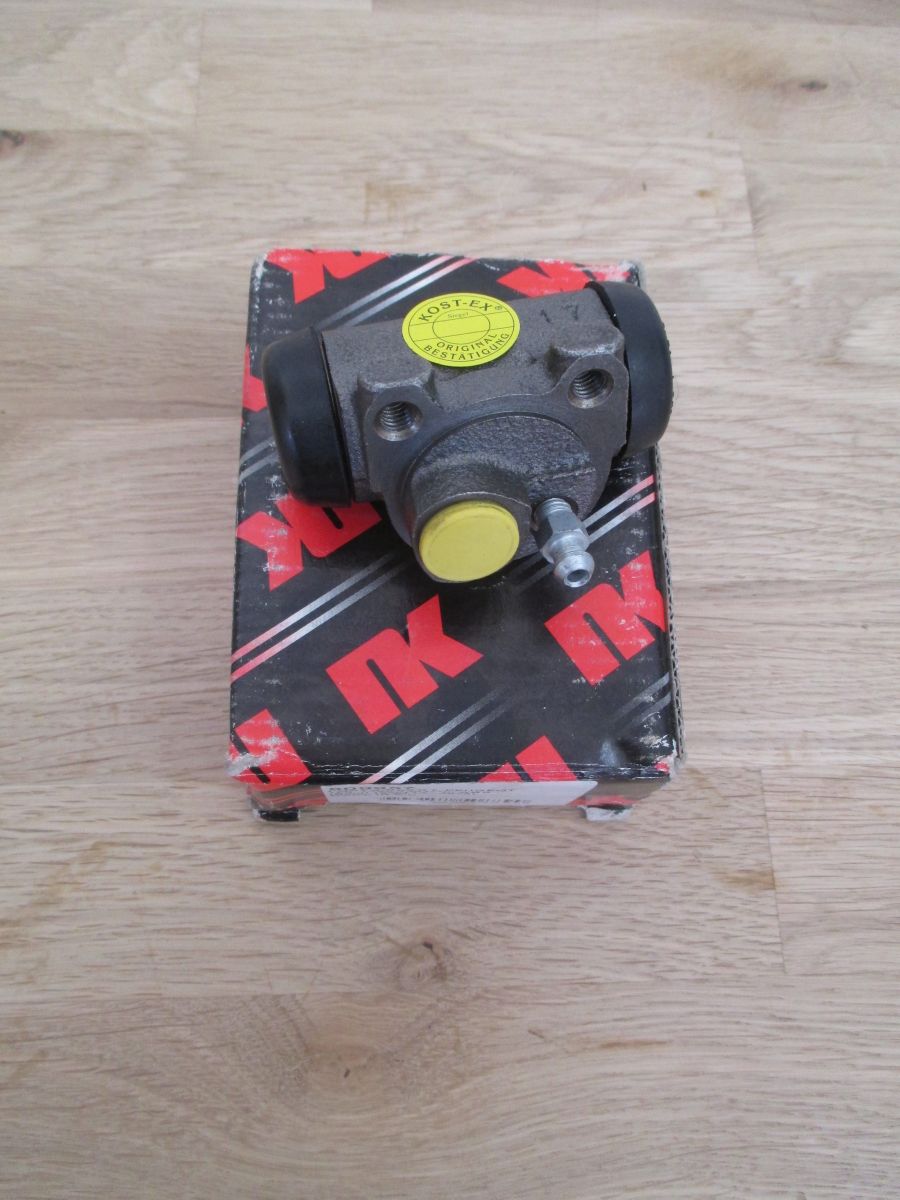 NK Radbremszylinder 809957 Zylinder Bremse Hinterachse links K17/325