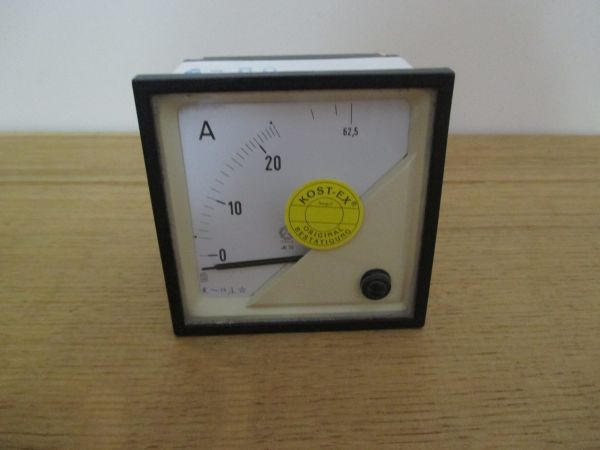 Amperemeter 25 A AC Strommesser Messgerät Einbaumessgerät KOST-EX K17/473
