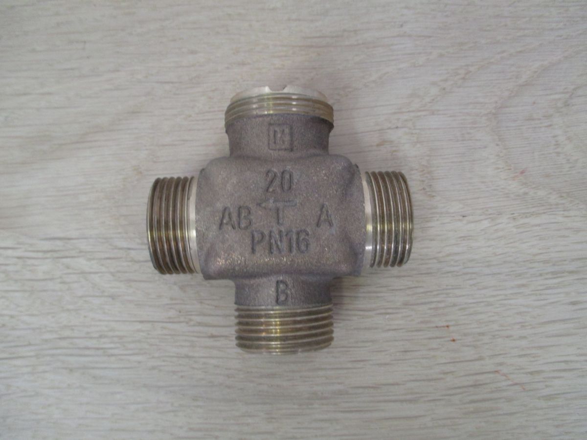 Honeywell Gehäuse für 3-Wege-Ventil DN 20 PN 16 Nr.: V5833A1060 K17/589