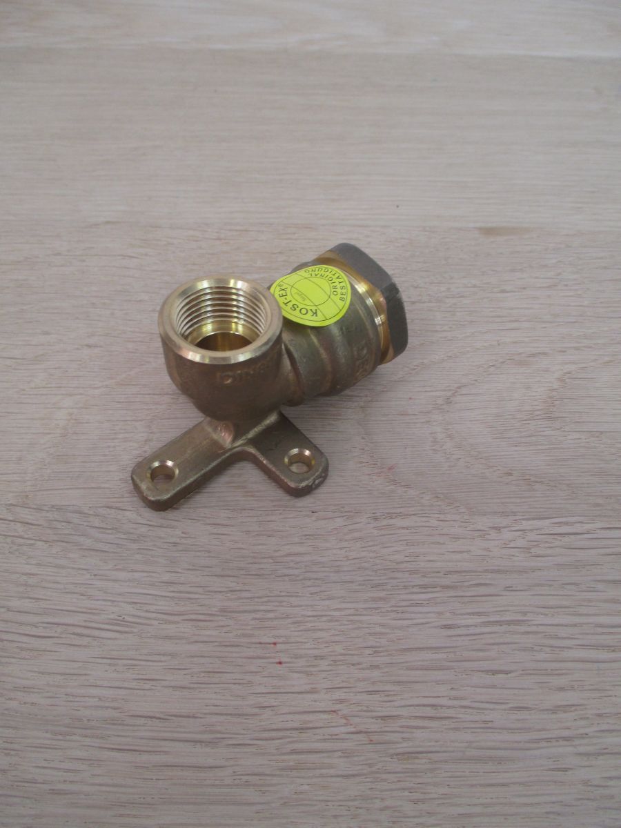 Fitting Caleffi DECA Winkel Verschraubung DN 20 x 1/2 Zoll Messing K17/616