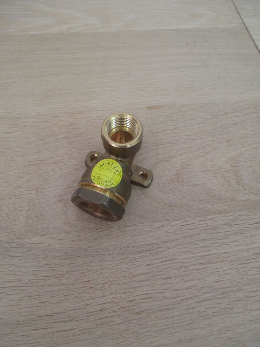 Fitting Caleffi DECA Winkel Verschraubung DN 20 x 1/2 Zoll Messing K17/616