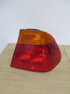 Auto Rückleuchte rot/weiss rechts hinten für BMW 3er Limousine 98-01 K17/621