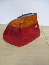Auto Rückleuchte rot weiss klar links hinten Nr 10044L BMW 3er Limousine K17/622