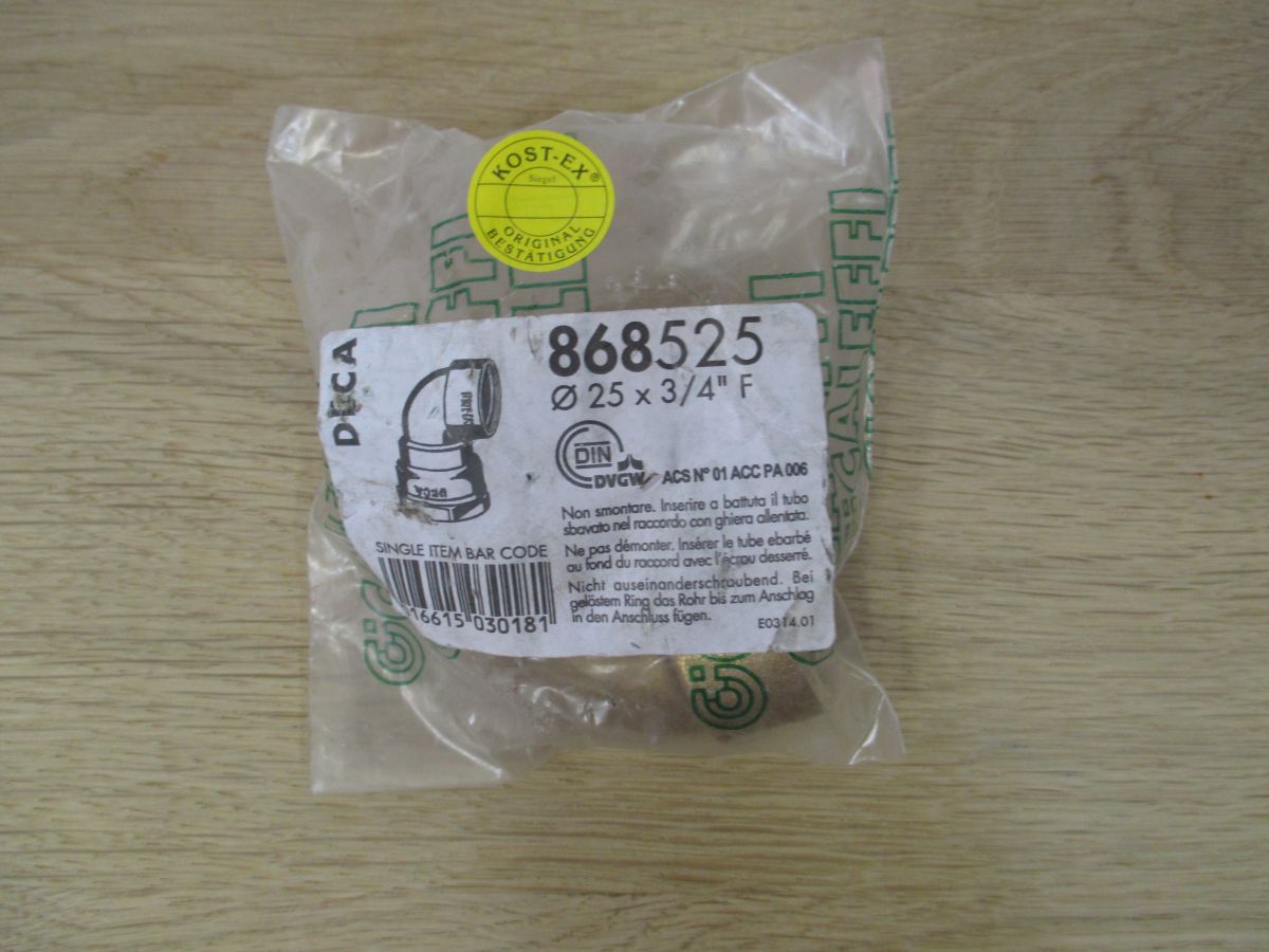 Caleffi Deca Winkelverschraubung mit IG DN 25 x 3/4 Zoll Messing K17/703