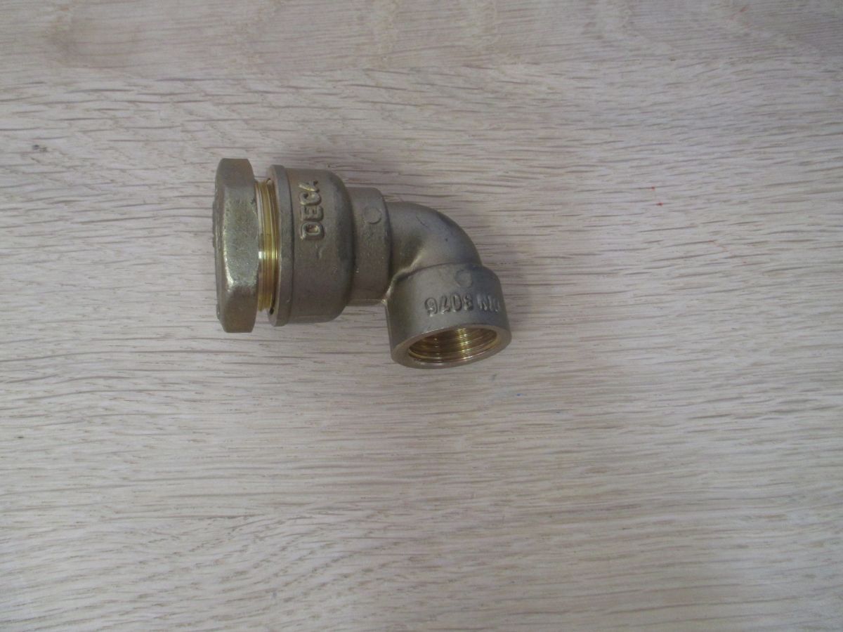 Caleffi Deca Winkelverschraubung DN 20 3/4 Zoll IG Messing K17/705