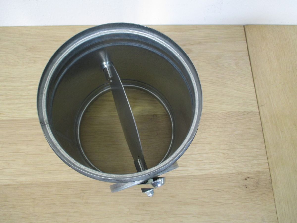 Lüftngsklappe DN 160 H 195 mm mit Lippendichtung Wickelfalz Stahlblech K17/814