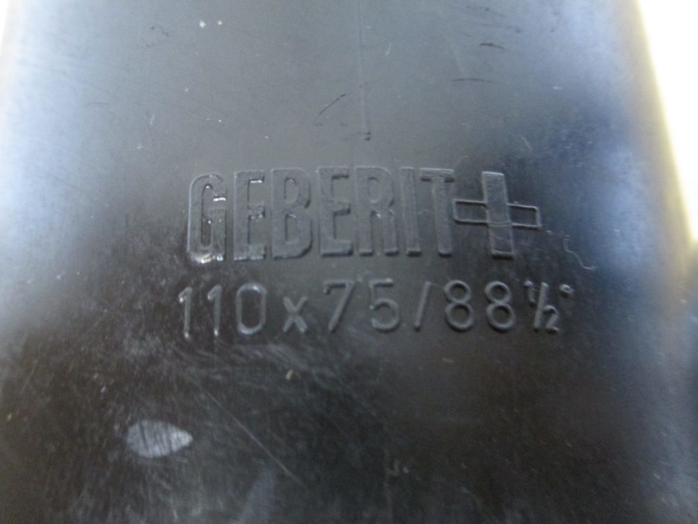 Geberit PE Schweiß Abzweiger 100 x 75 88,5 Grad Nr. 65.175 Rohr K17/913