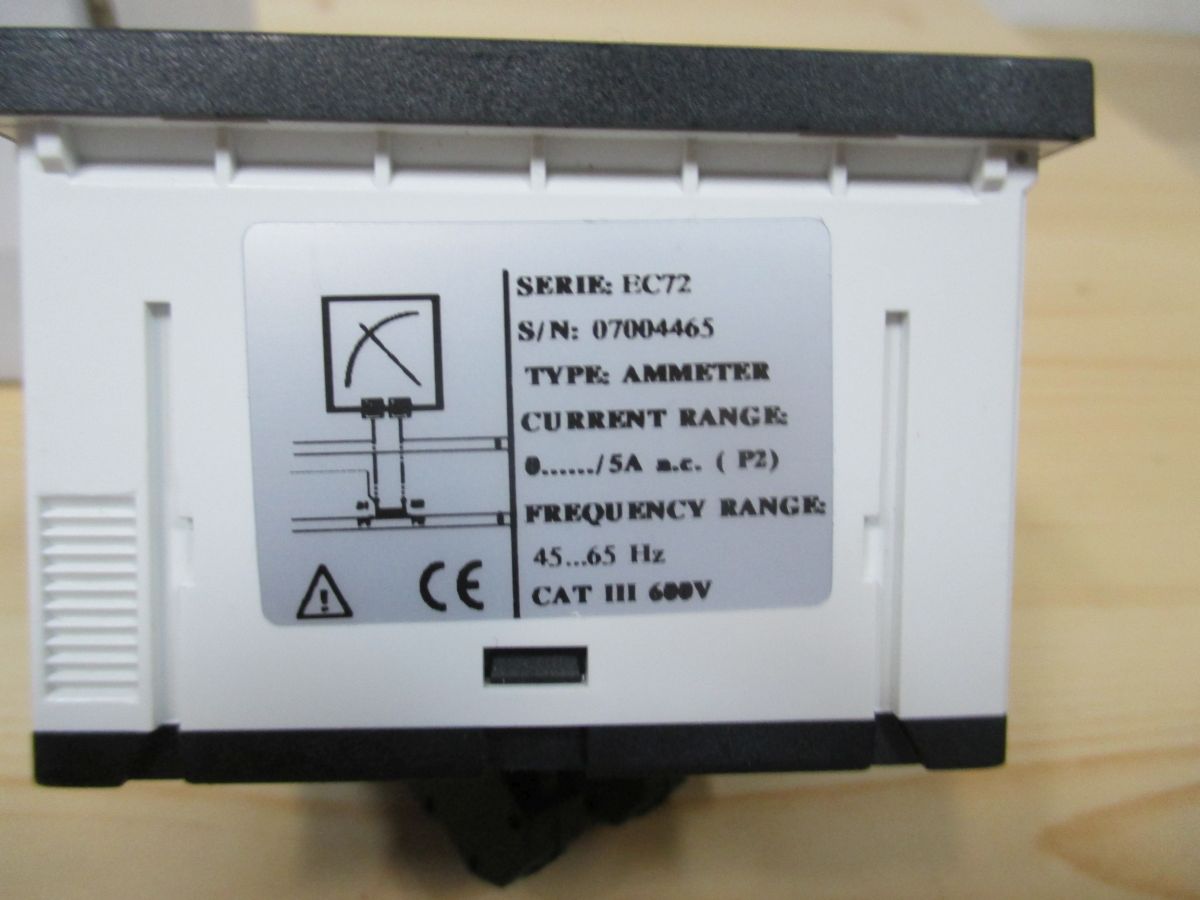 Zurc Ampermeter EC72P2 200 / 5A Einbau Strommesser KOST-EX K18/223