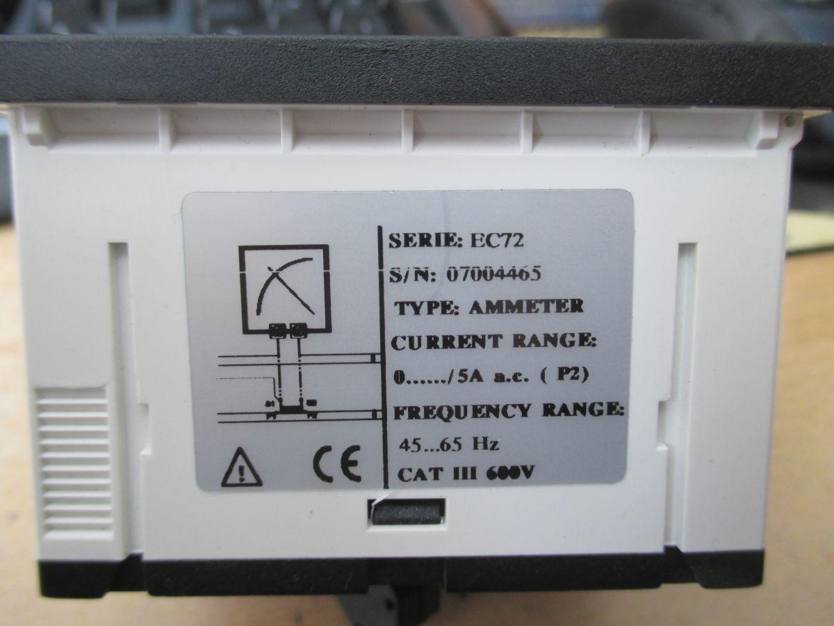 Zurc Ampermeter EC72P2 150 / 5A Einbau Strommesser KOST-EX K18/231