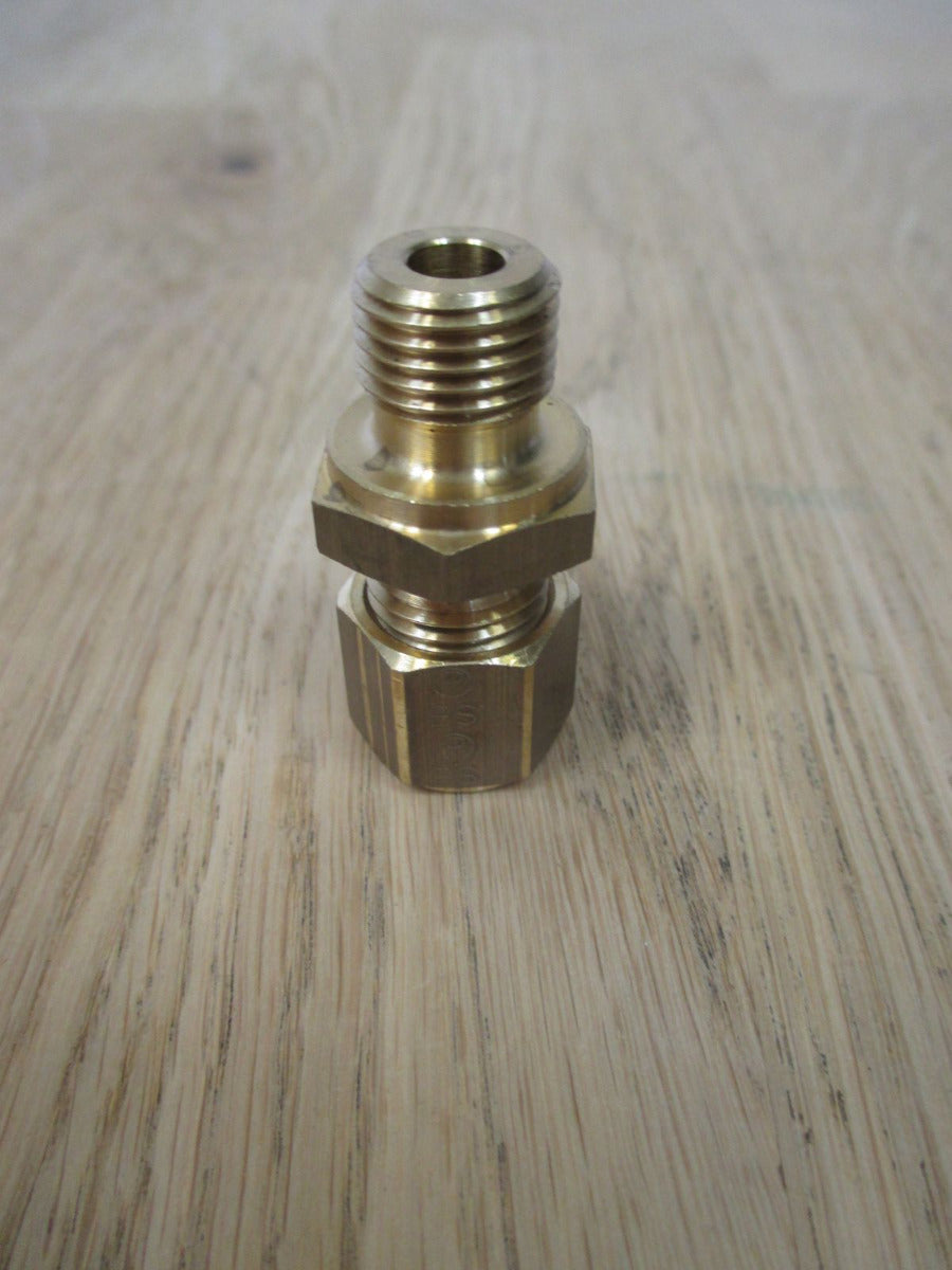 Verschraubung 1/4 Zoll auf CU Rohr 8 mm mit Quetsch - Verschraubung K18/367