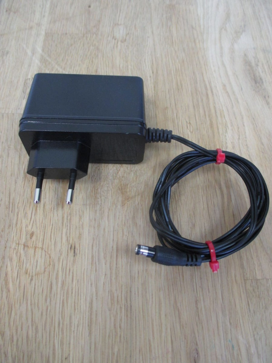 Netzgerät 230 V 12 DC 1,5 A S18B73-120A150-0K Switching Adapter K18/389