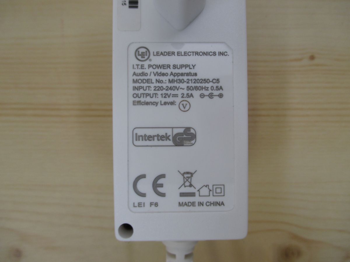 Netzteil pri 230 V sek 12 V DC MH30-2120250-C5 Netzgerät Bestnr.: K18/428