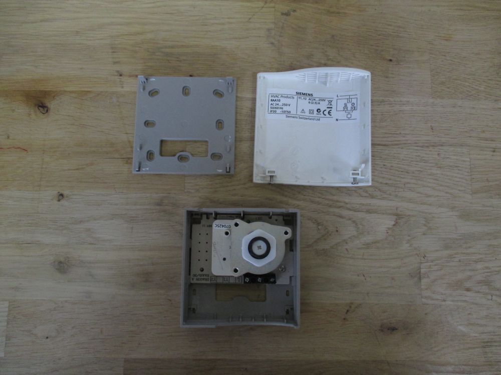 Thermostat Raumthermostat RAA10 HVAC Products Themperatursteller K18/49