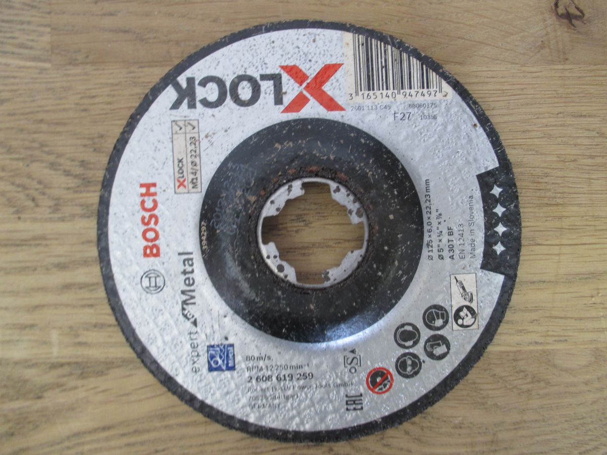 Bosch Trennscheibe DN 125 x 6 x 22, 23 mm XLock Metall 2608619259 K18/526
