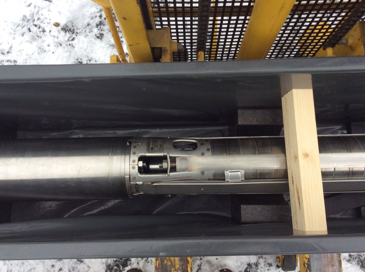 Grundfos SP17 - 22 N Bohrlochpumpe Tauchpumpe 13 kW P21/82