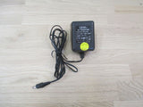 Netzteil OEM AC Adapter AD - 121 AB input 220 V output 12 V 1 A Trafo T16/31