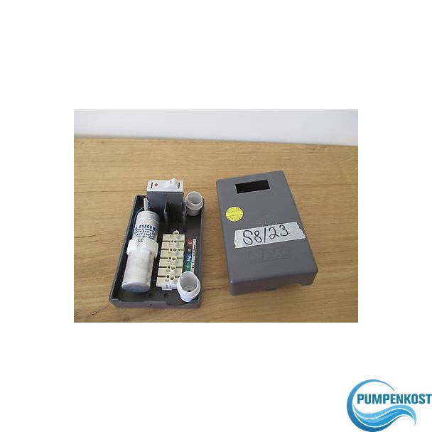 Wilo Pumpen Pumpensteuerung Schaltkasten SK - C 3  1 x 230 V Kondensator S8/23
