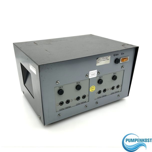 Schliemann Trafo Typ EBS 14/015 pri. 220 V 4-fach Trenntrafo N-AV 3629 T9/1058