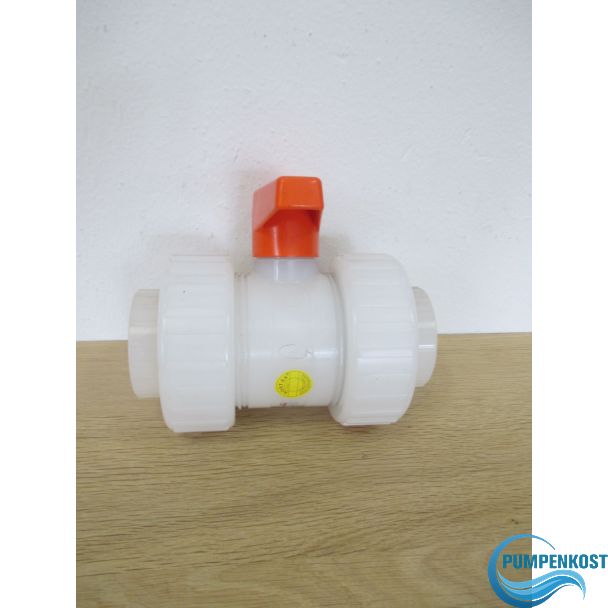Stübbe Kugelhahn C 100 DN 40 PN 16 PVDFPTFE FPM K18/316