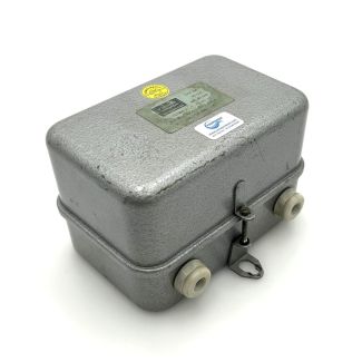 Schlenker GE Trafo Stahlblechgehäuse Pr. 110 / 220 V   Sek.  23 V  2,7 A T9/1077